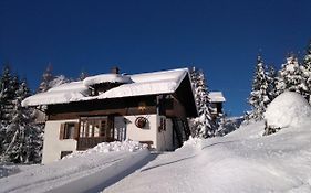 Casa Adile